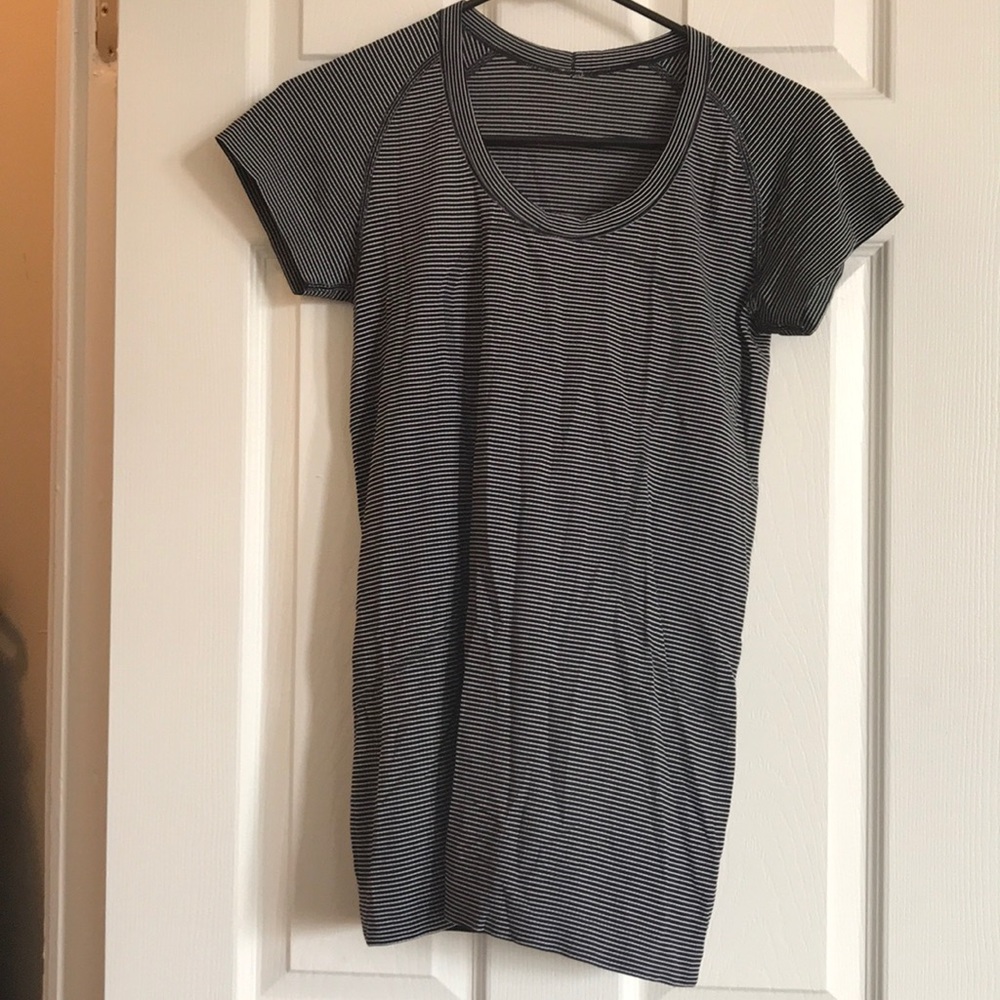 Lululemon Swiftly tech crew black/white stripe